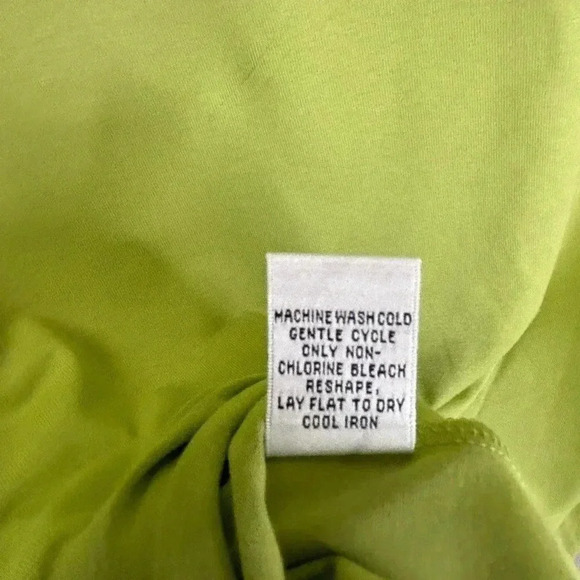 💚”Talbots” NWT Green (Chartreuse) Short Sleeved Super Soft Tee Size L💚 - Picture 7 of 9